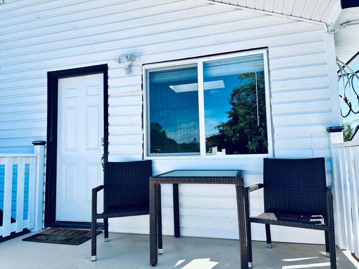 Tacoma 2 Bedrooms 1 Baths Sleep 5 With Compact Kitchen Eksteriør bilde